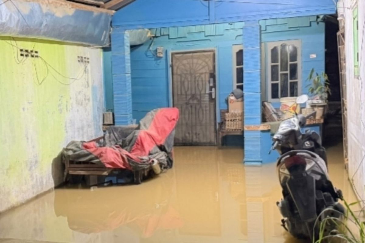Three districts in Langkat inundated by floods