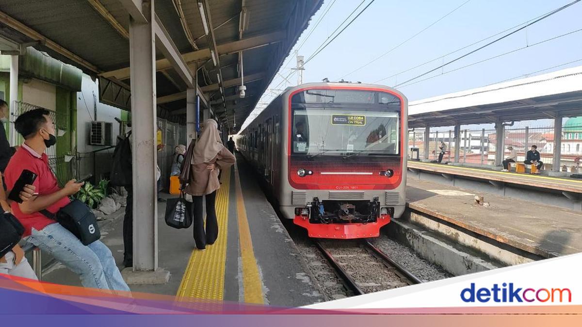 INKA-Made KRL Enters Maintenance, Leading to Reduced Train Services