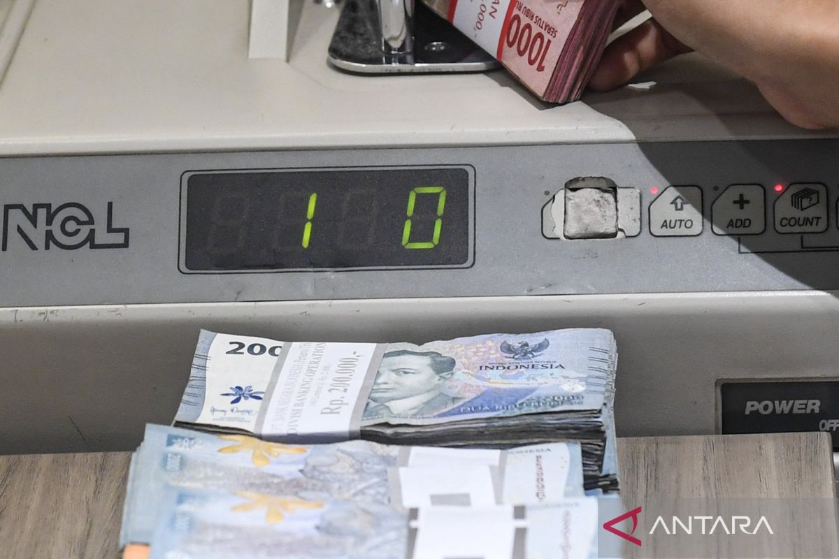 Rupiah strengthens as forex reserves hit US$146.5 billion: analyst