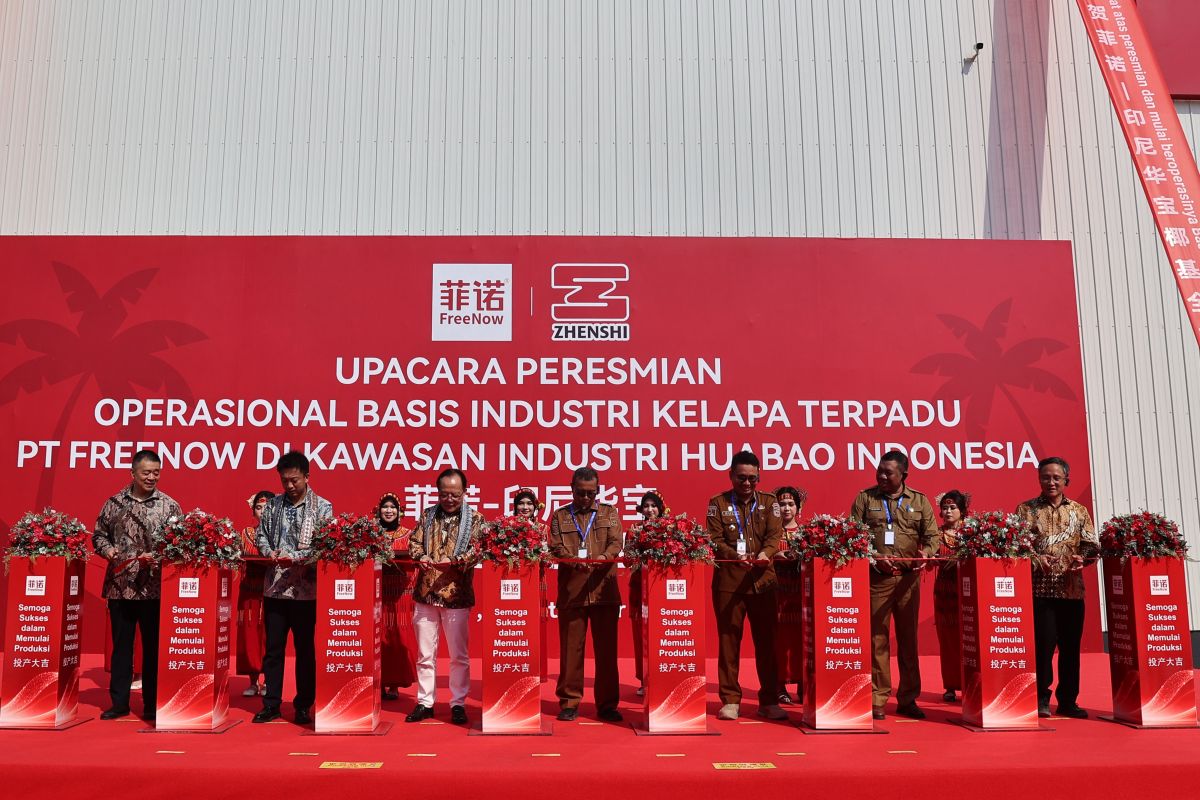 Rosan supports the operation of coconut processing industry in Morowali
