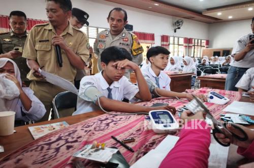 Alleged Free Nutritious Meal Poisoning at SMAN 1 Tunjungan Blora; Service Unit Cited for Third Incident