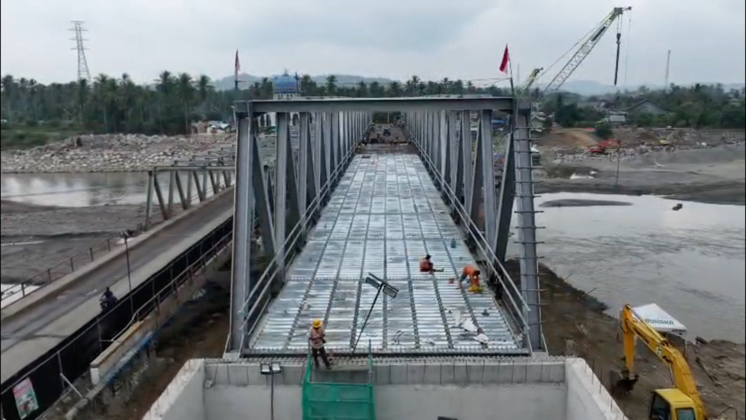 Construction of Kuta Blang Bridge in Bireuen Reaches 95 Per Cent Completion