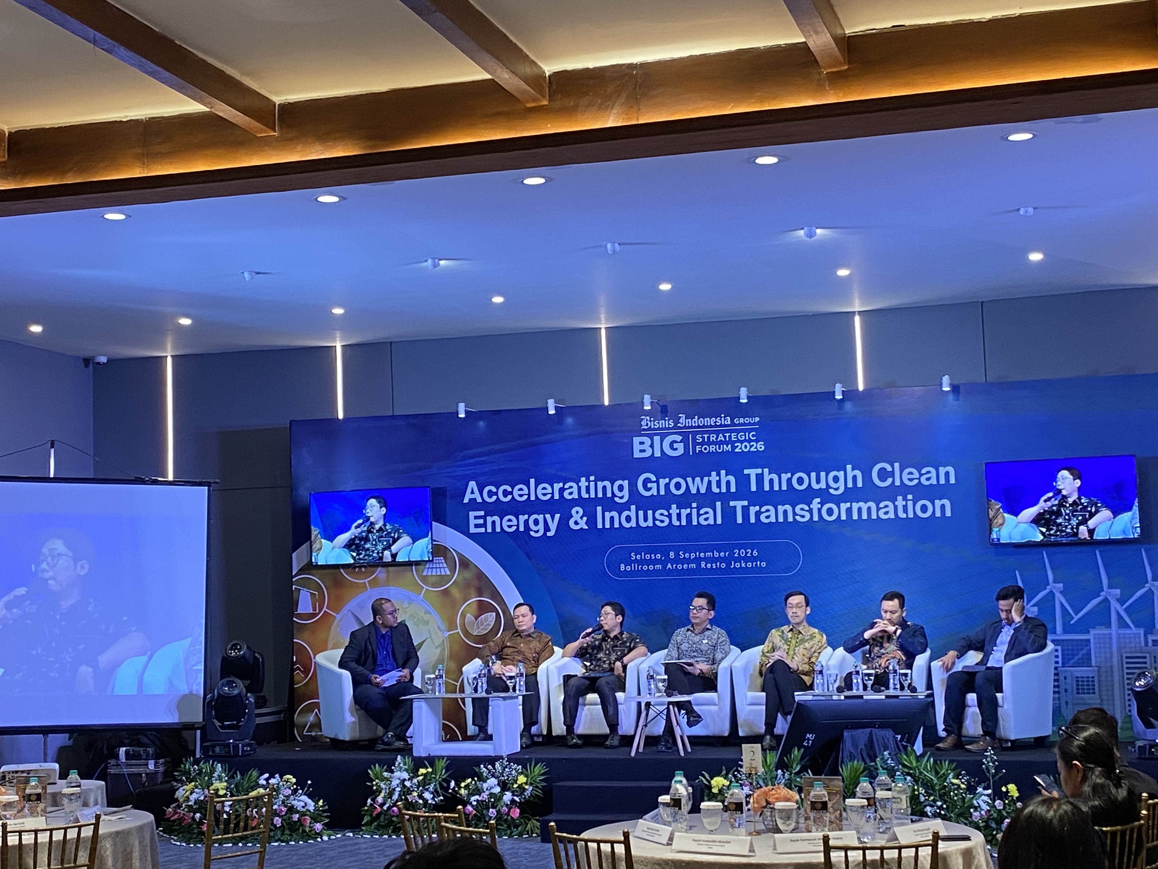 Government Opens Foreign Investment for EV Charging Station Construction Across Multiple Locations