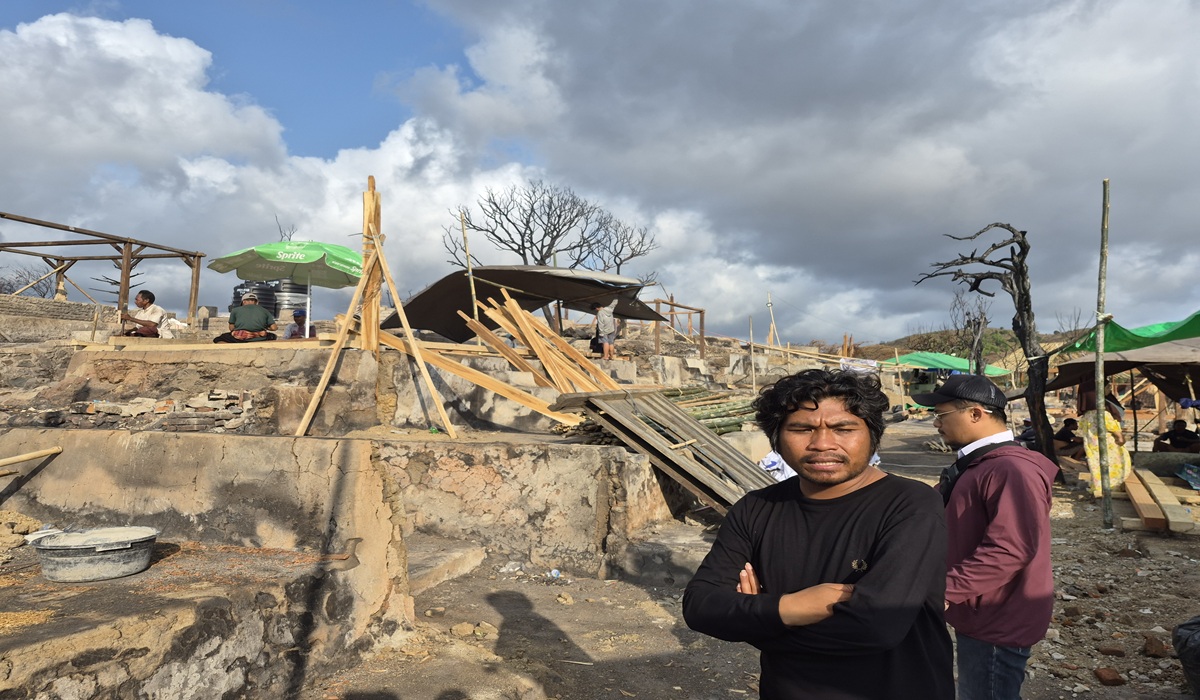 Following Devastating Fire, Sade Traditional Village Chooses to Rise Again
