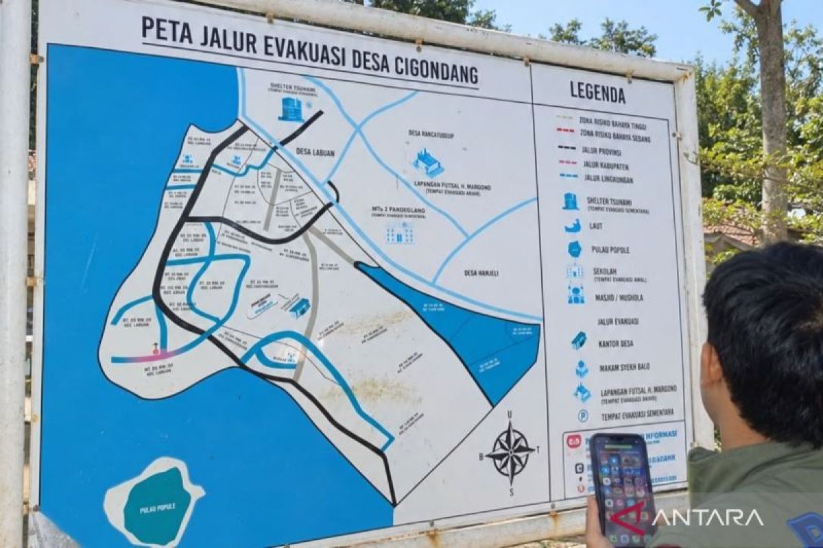 BNPB maps tsunami hazard preparedness in Banten coastal areas