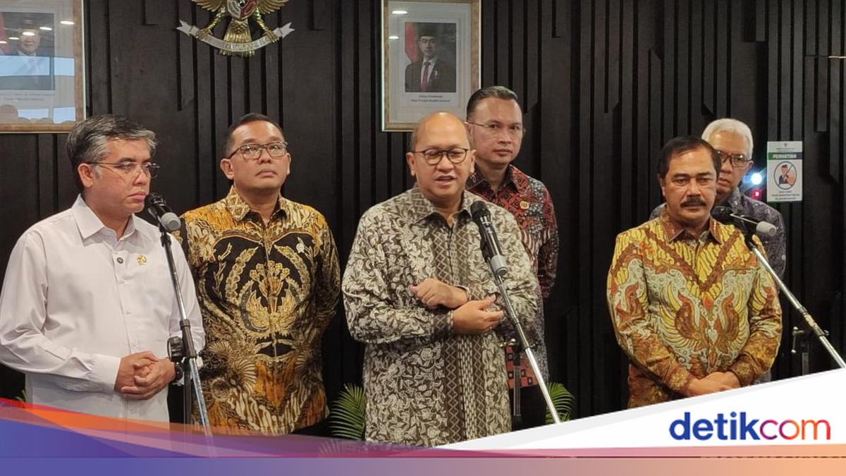 Government Reveals Reasons for Easing Foreign Worker Permits in Indonesia