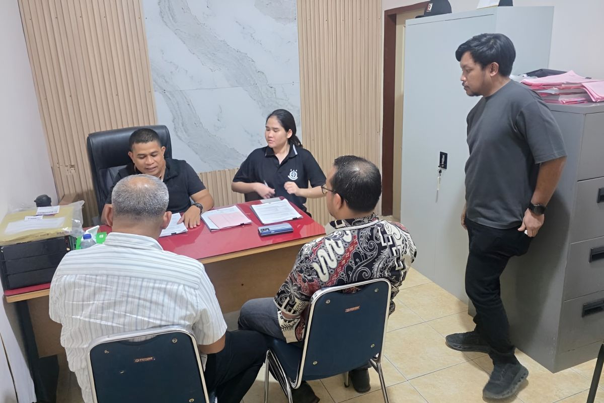 Bareskrim transfers North Sumatra illegal logging suspects to Prosecutor's Office