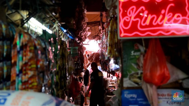 Retailers Concerned Over Sluggish Sales Through January 2027
