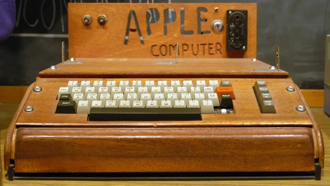 Apple Computer Price Reaches Rp 14 Billion
