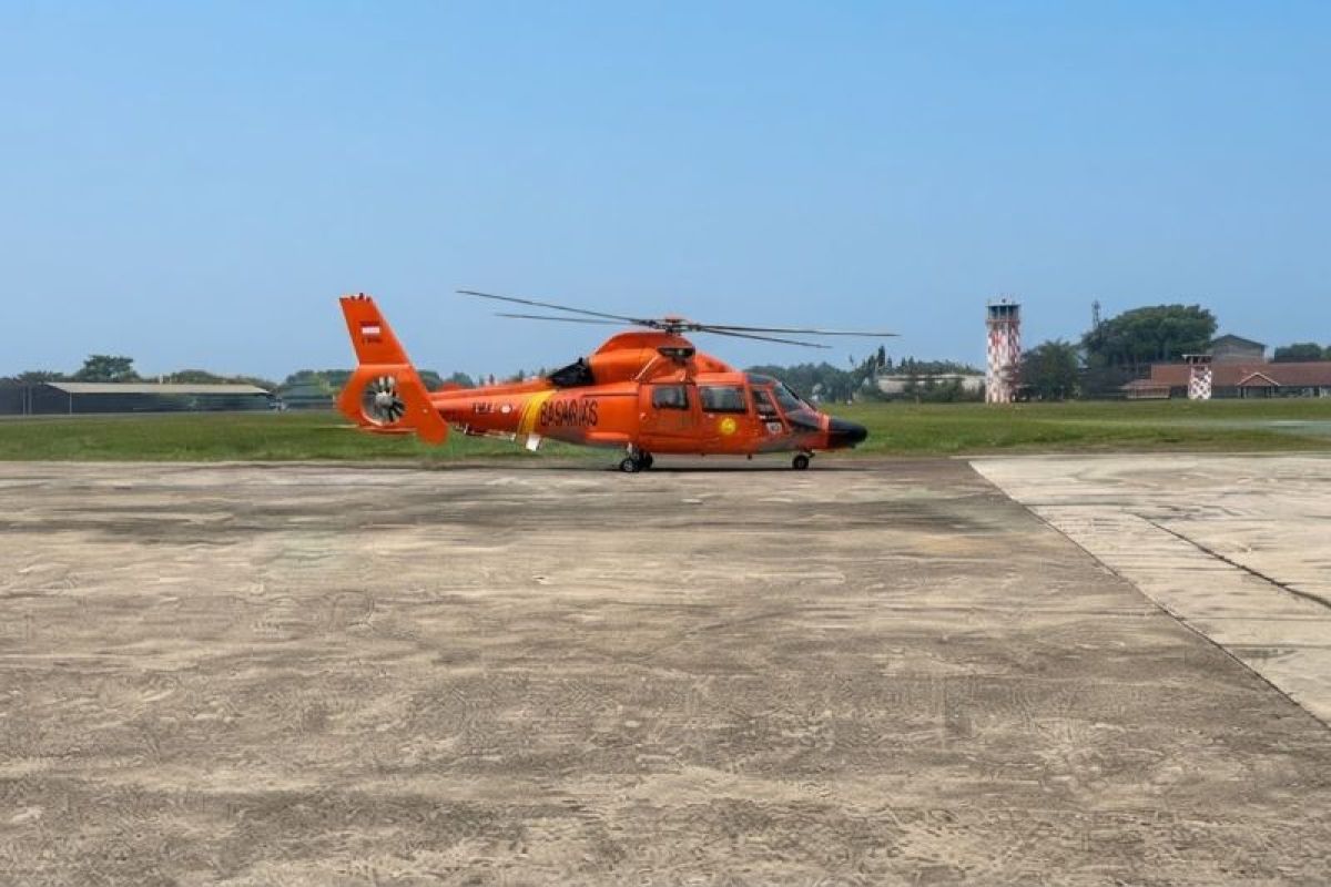 Helicopter deployed to assist SAR operation searching for missing journalists
