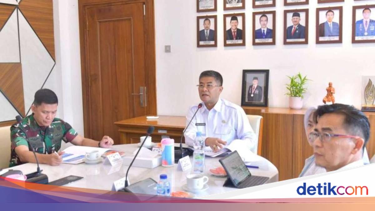 West Java Deputy Governor Targets Full Digital Social Protection Registration by 2027