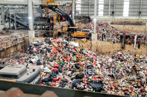 West Java Regional Council Special Committee Studies Rorotan RDF Technology for Waste Management