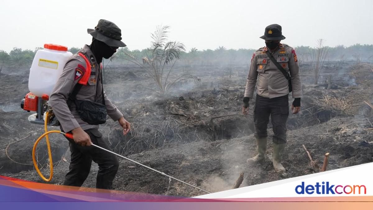 Riau Regional Police Test X-Fire Method for Forest and Land Fire Suppression