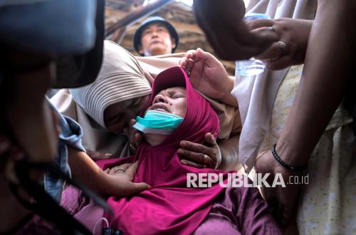 Prabowo Orders Navy to Optimise Search for Missing Journalists in Anak Krakatau Waters