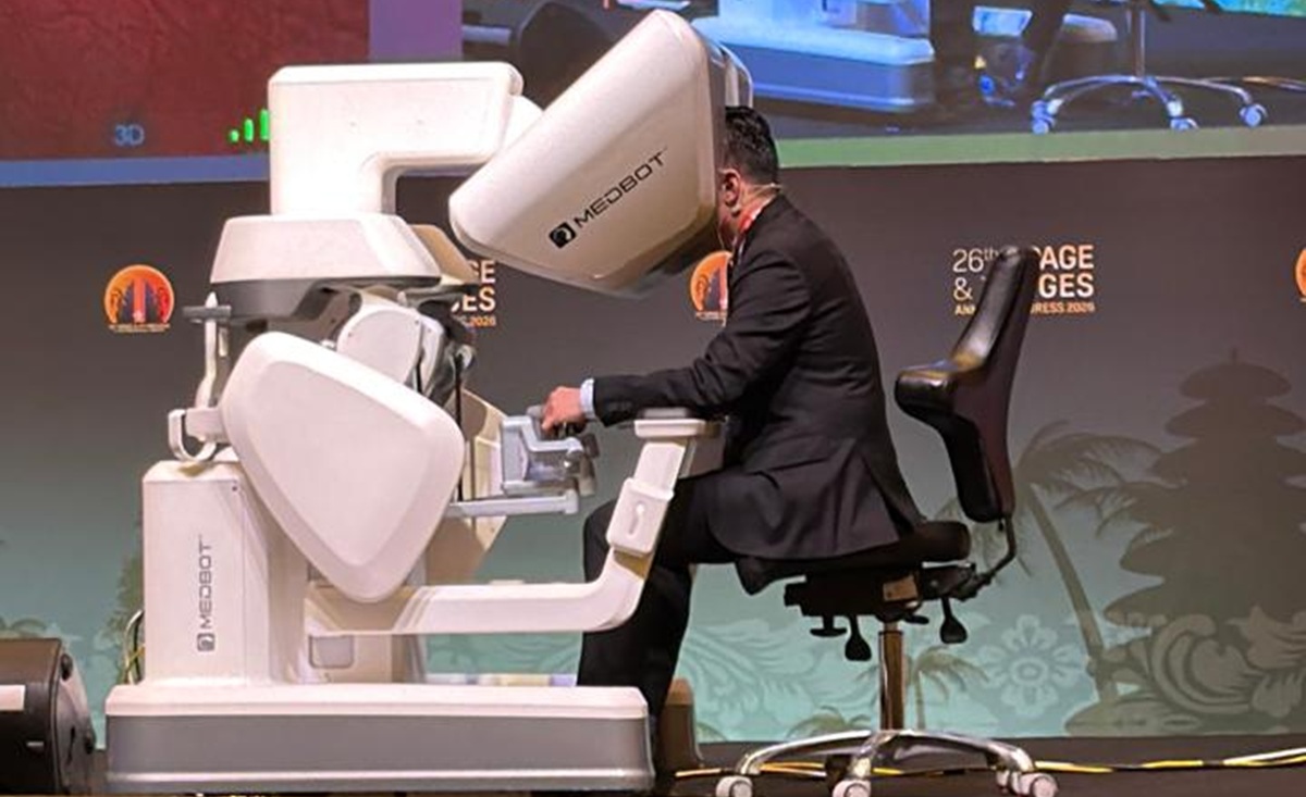 First Remote Gynaecological Surgery Successfully Performed in Indonesia