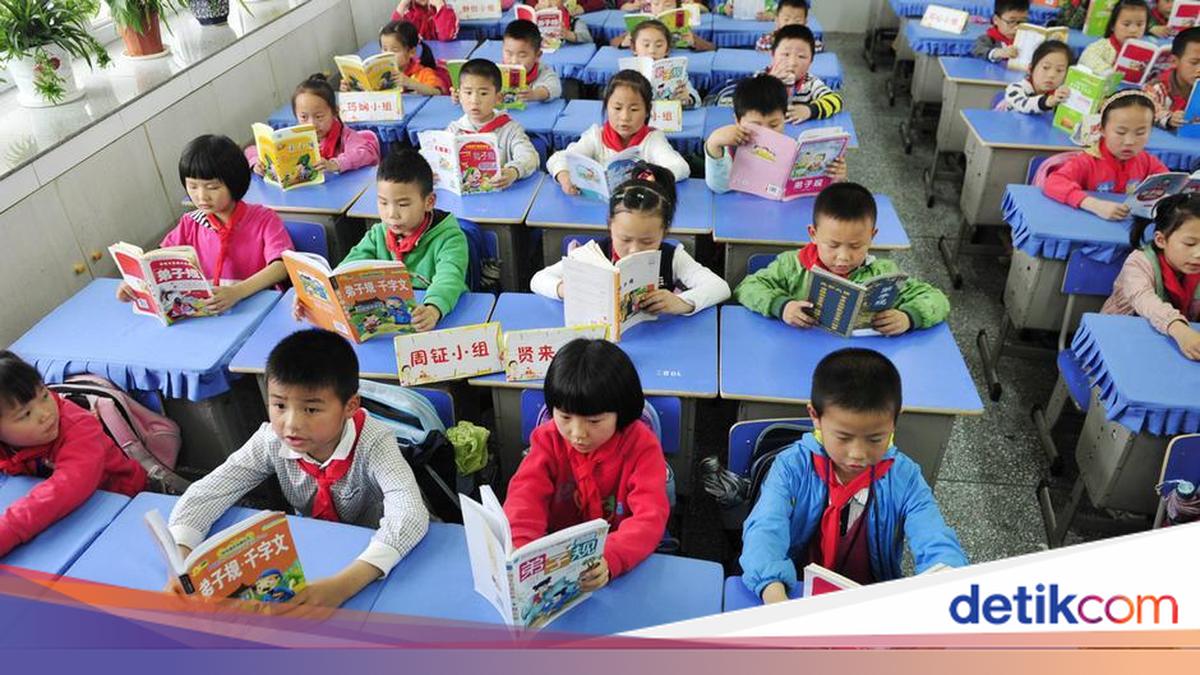 Will Schools in China Remove English from Core Subjects?