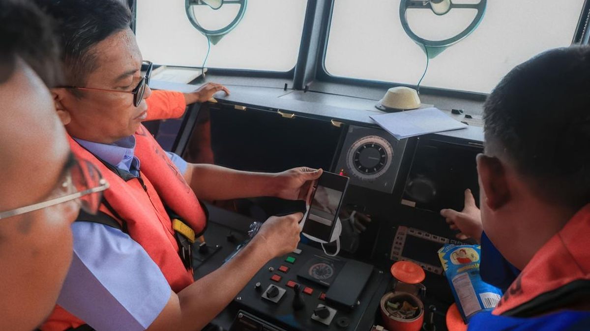 Banten Governor Joins Search Efforts for Five Missing Journalists