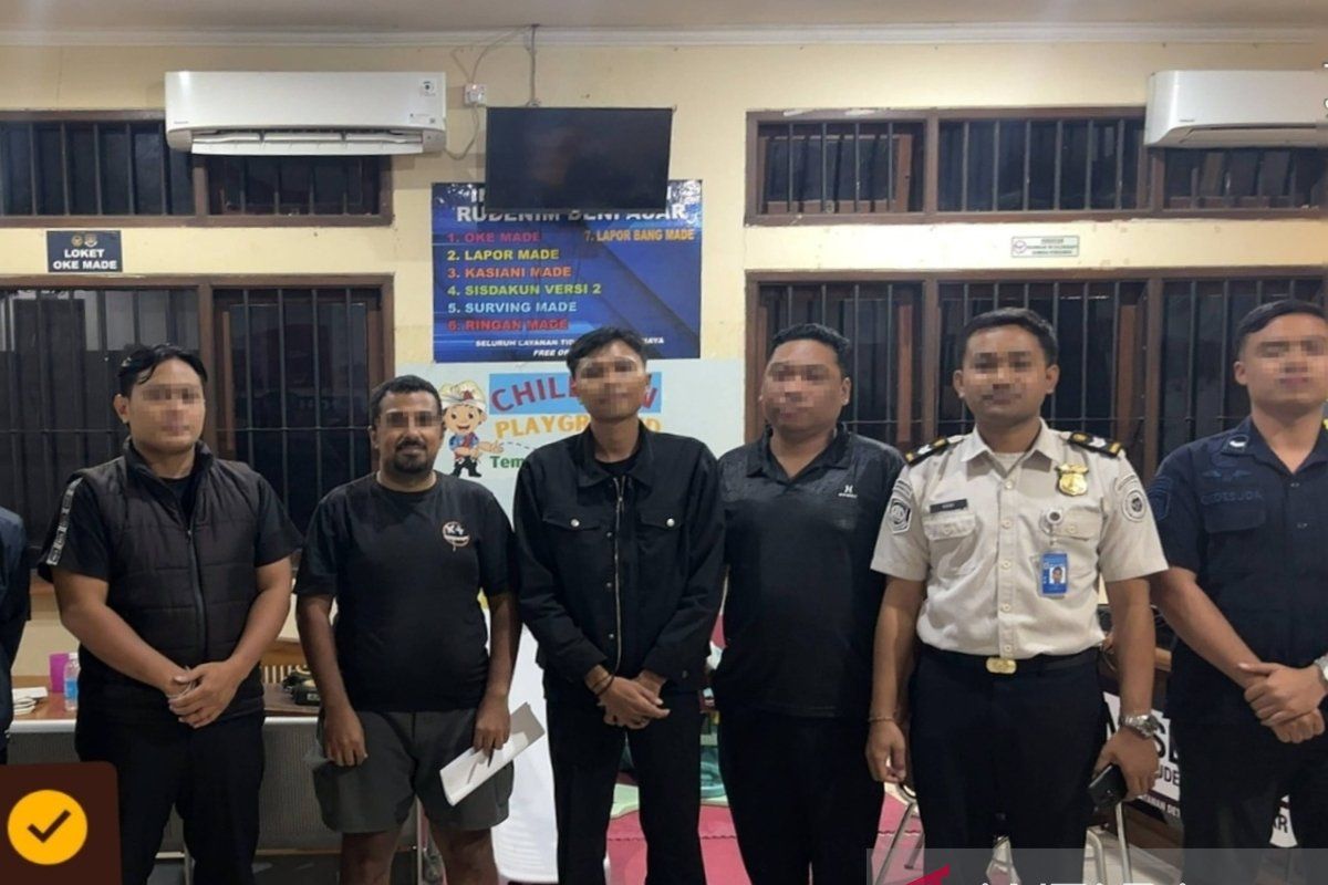 Palestinian refugee temporarily held in Bali over immigration rules