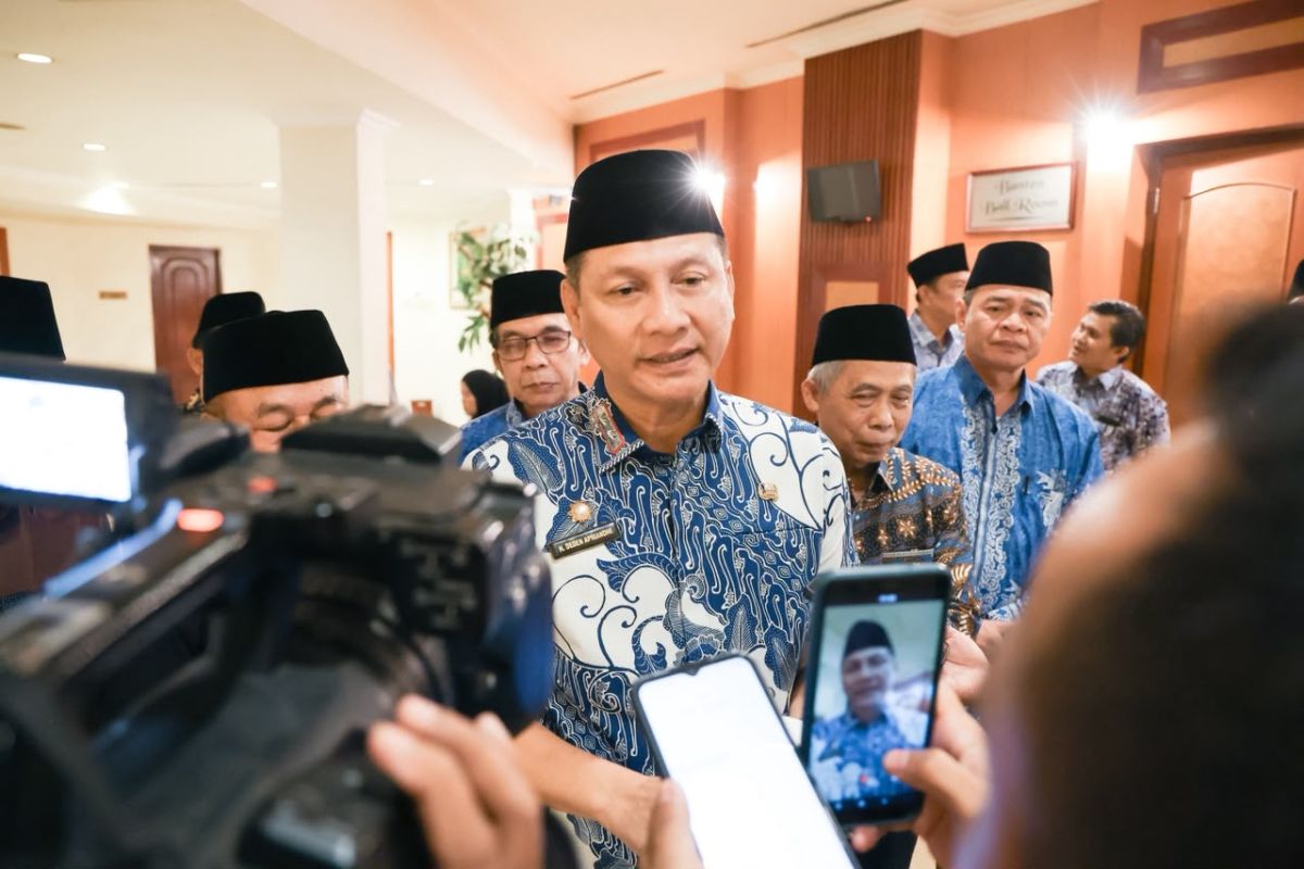 Banten Regional Secretary invites MTQ delegation to pray for missing journalists