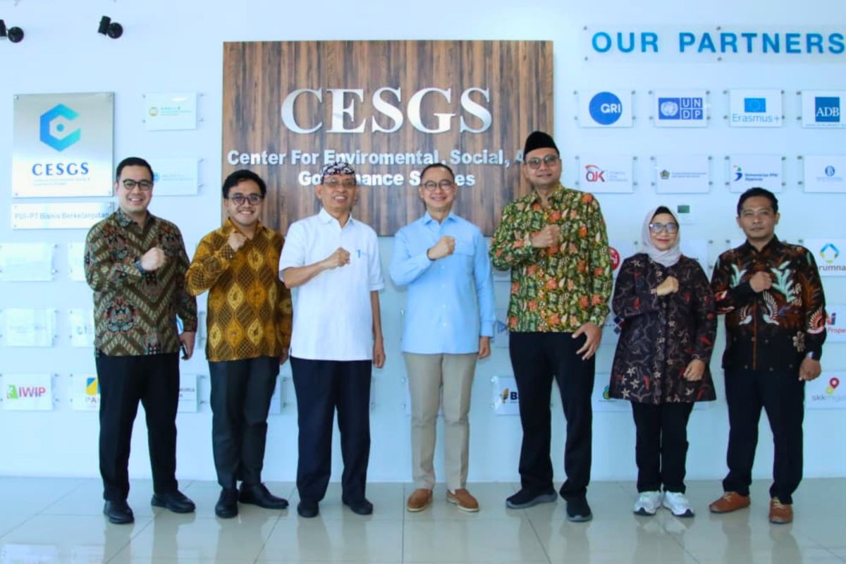 MPR Absorbs Academic Input from Unair for Climate Change Control Bill