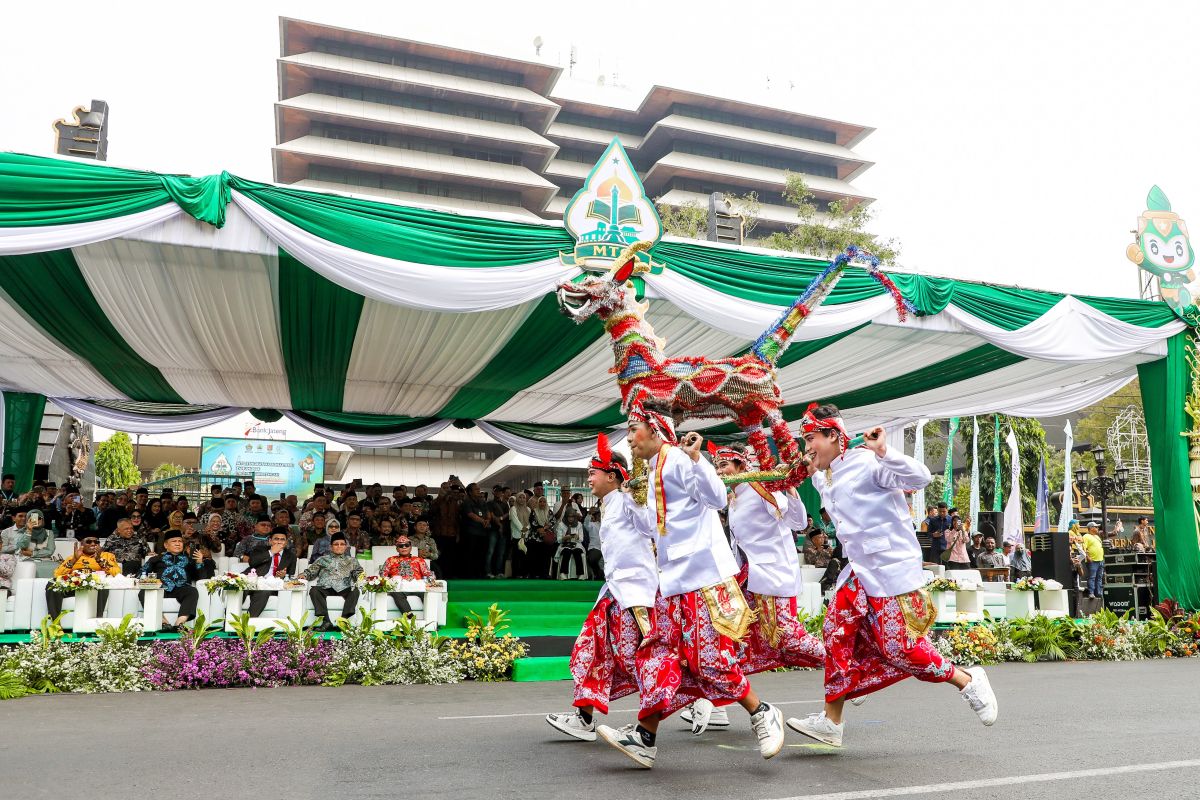 National MTQ Ta'aruf Parade in Central Java Showcases Indonesia's Diversity