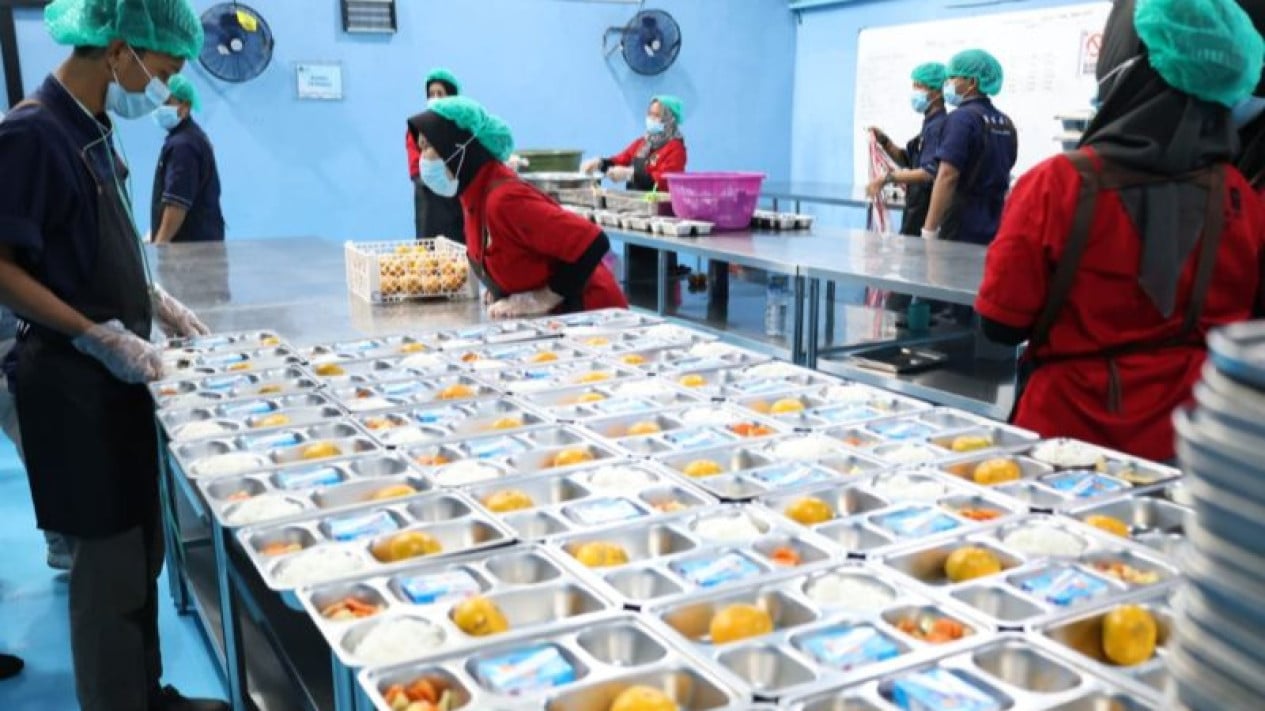 62 Free Nutritious Meal Kitchens in Tangerang Closed Due to Lack of Food Service Permits