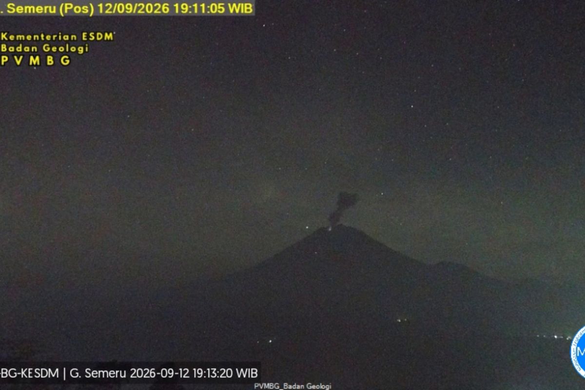 Mount Semeru erupts with 900-metre explosion