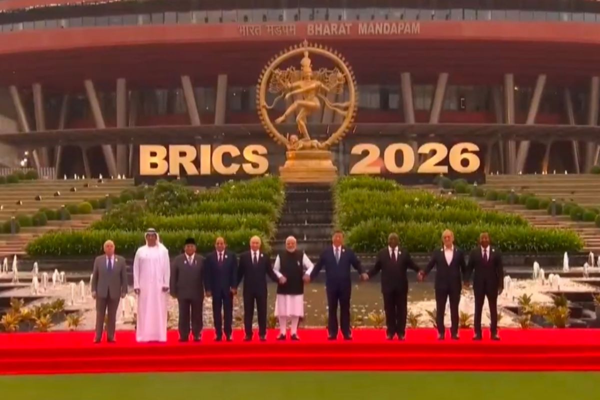 Prabowo joins BRICS leaders for tree planting ceremony in India