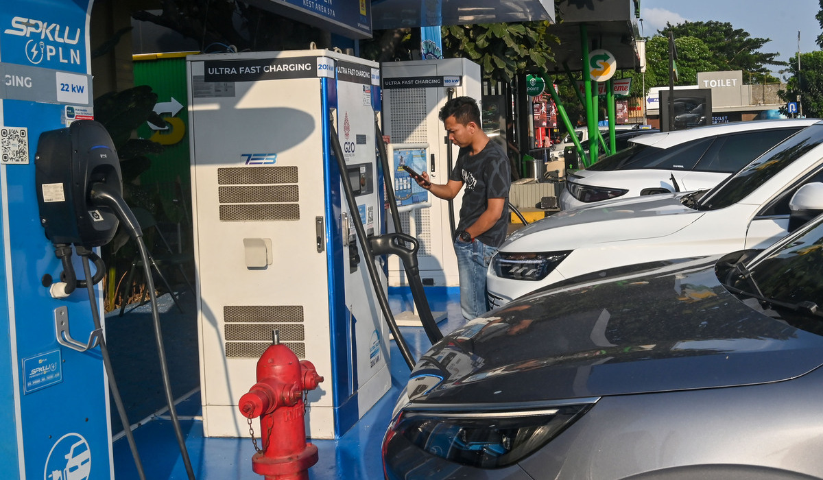Vital Electric Vehicle Components That Must Be Maintained for Longevity