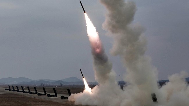 North Korea Launches Missiles, US and South Korea Enter Full Alert