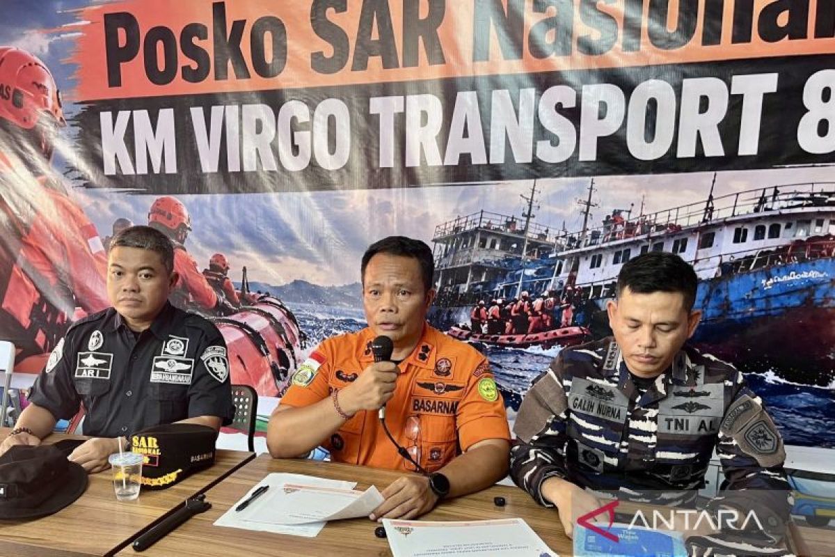 Rescuers evacuate 103 passengers of missing vessel in Java Sea