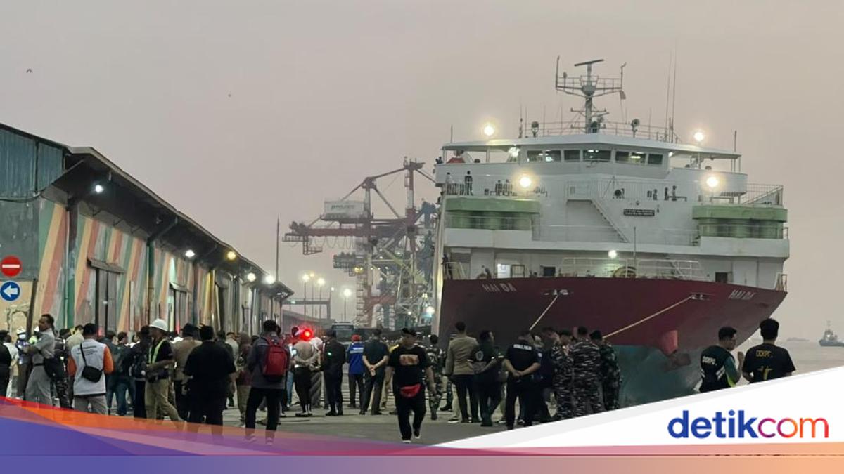 153 Passengers Evacuated After Virgo Ship Goes Missing in the Java Sea