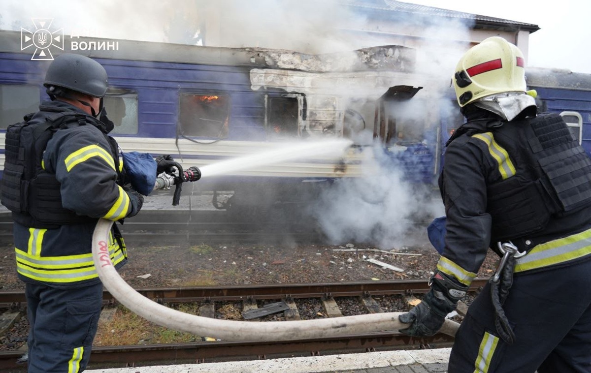 Russian Drone Strike Hits Train Near Polish Border Following Visit by Boris Johnson