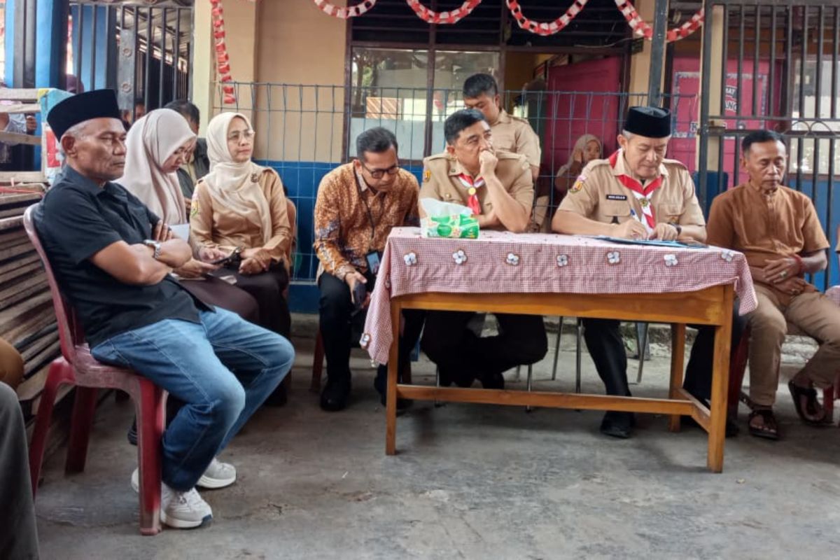 West Java Legislator Ensures Government Assistance for KM Virgo Victims from Garut
