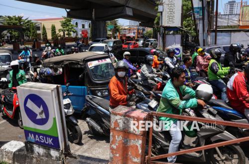 Pertamina Maintains Odd-Even System at Makassar Petrol Stations