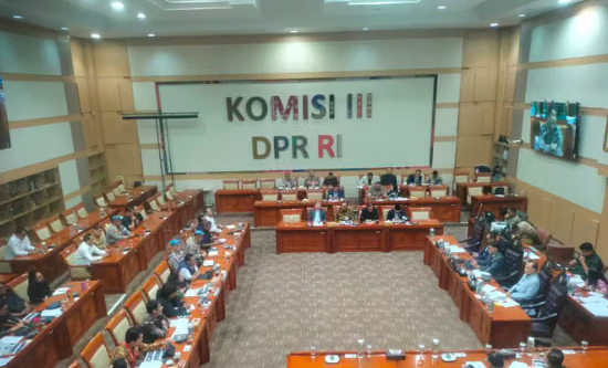 DPR Commission III Public Hearing: Universitas Pancasila Professor Outlines Five Objects for Asset Forfeiture Bill