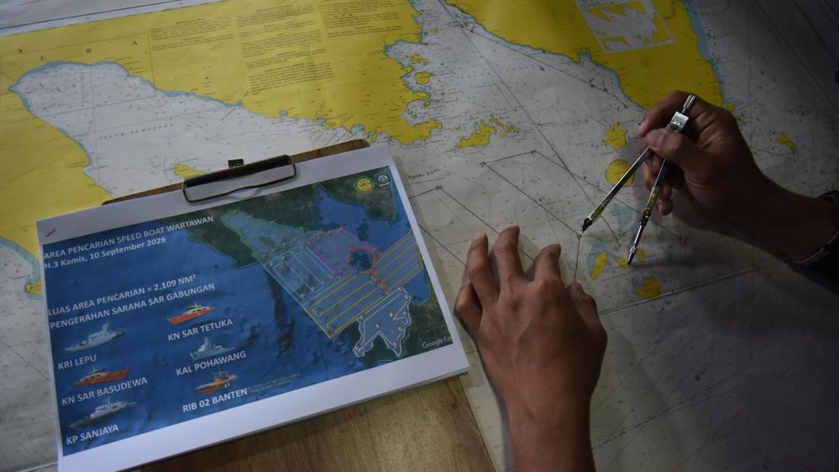SAR Operation for Journalists Lost Contact in Sunda Strait Extended