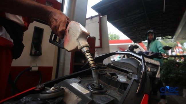 Will the Government Limit Pertalite Consumption? Here is Bahlil's Response