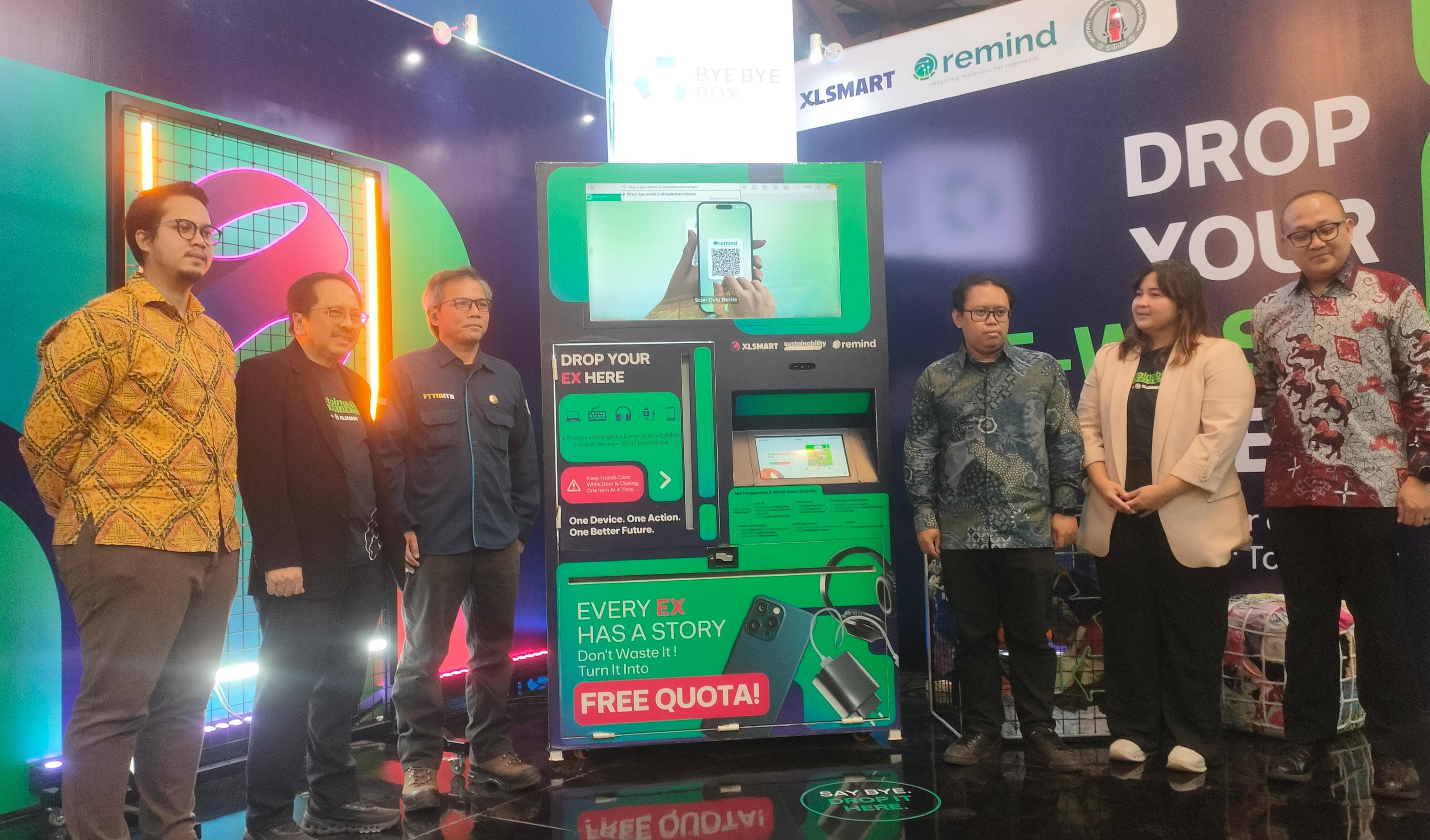 Managing Electronic Waste from Campuses, XLSMART Promotes Circular Economy