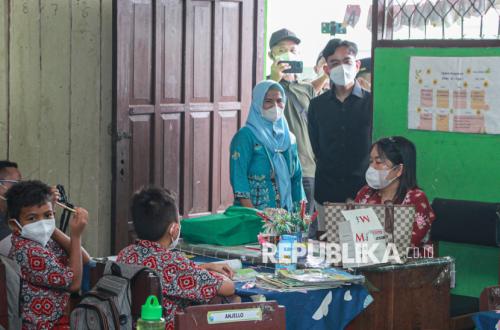 Gibran Meets MBG Victims in Karo, USU Academic: A Good Initial Response