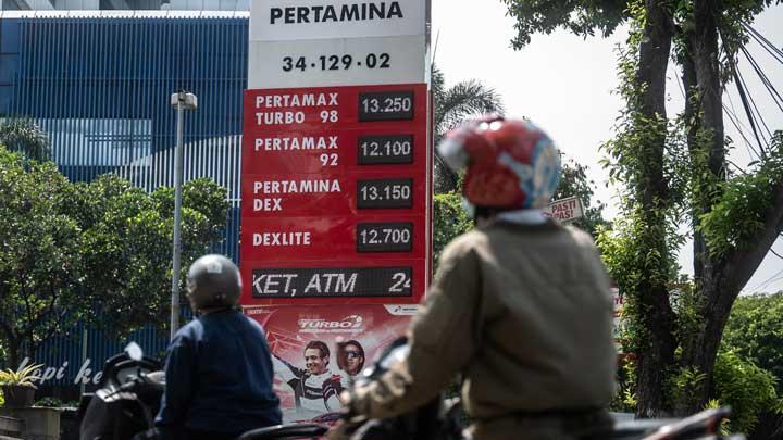 Oil Threatens Indonesia Once Again