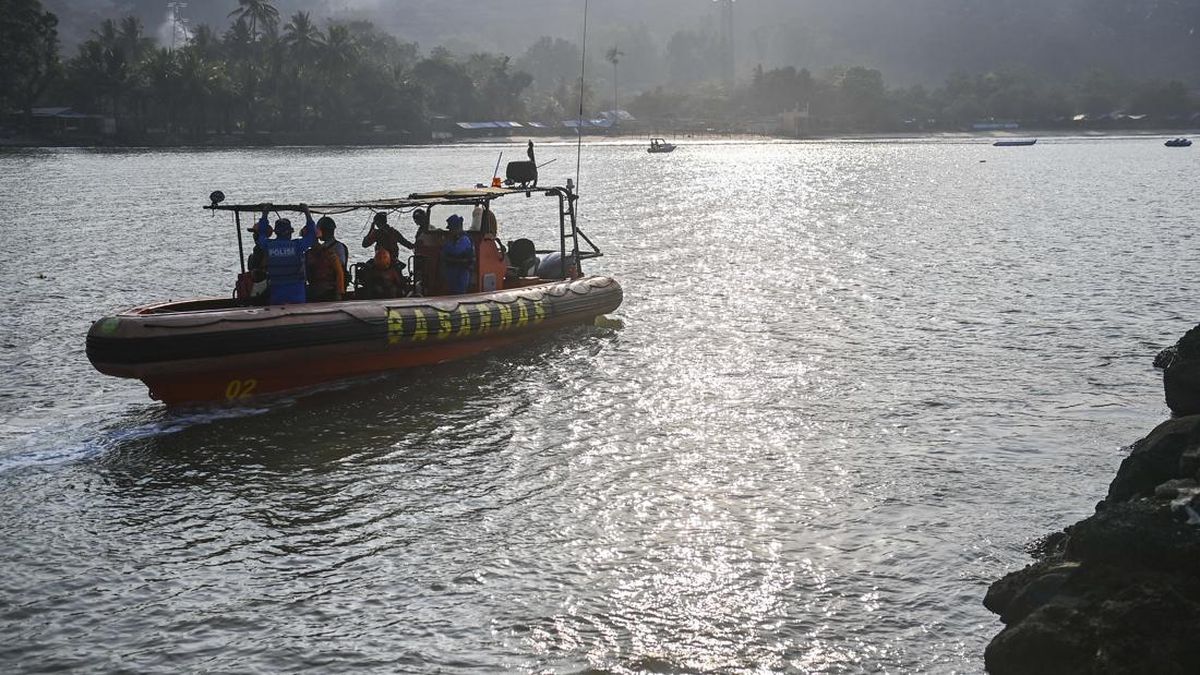 Search for Missing Journalists' Boat Extended to Bengkulu