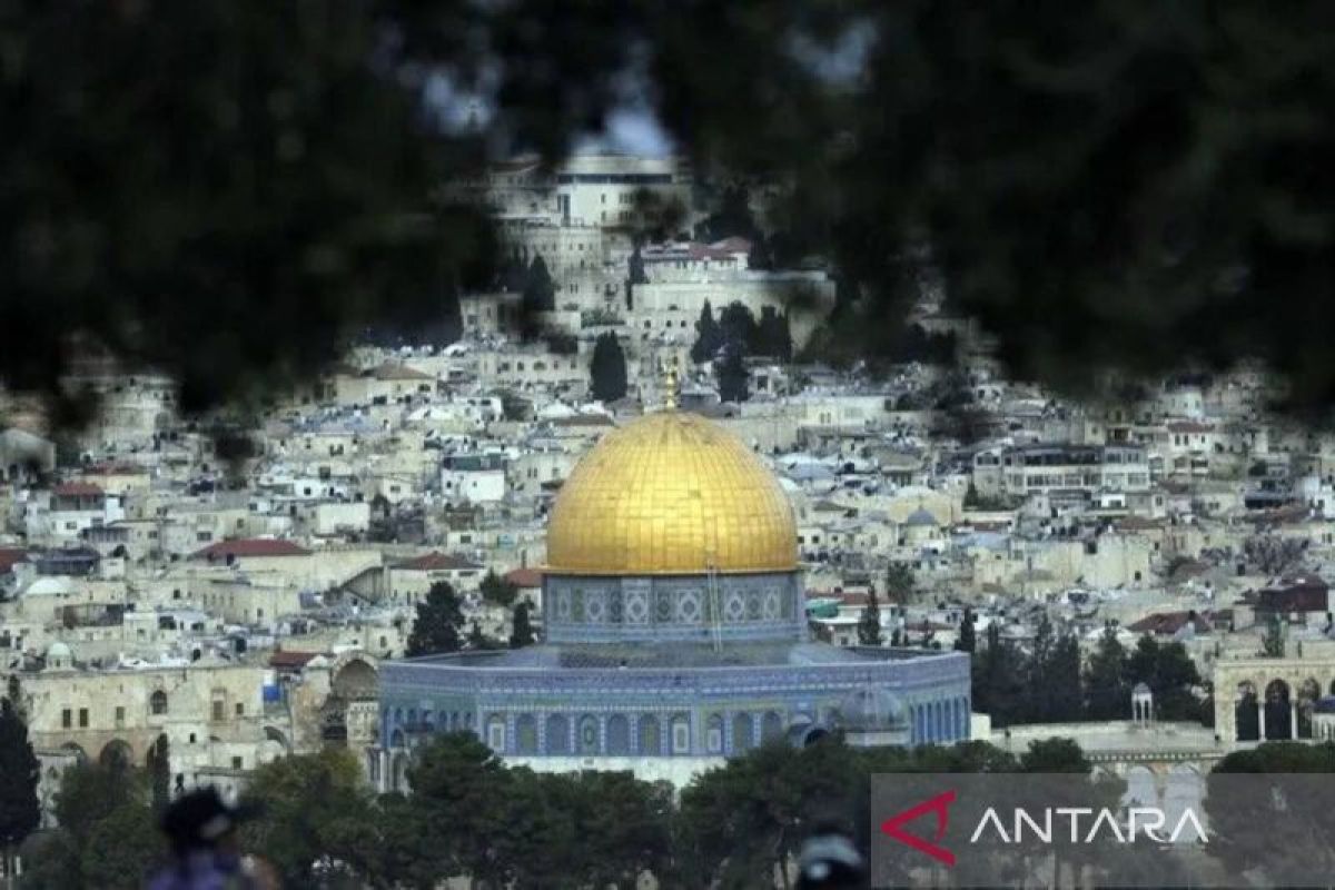 Palestine warns of Israeli attempts to impose a new religious order