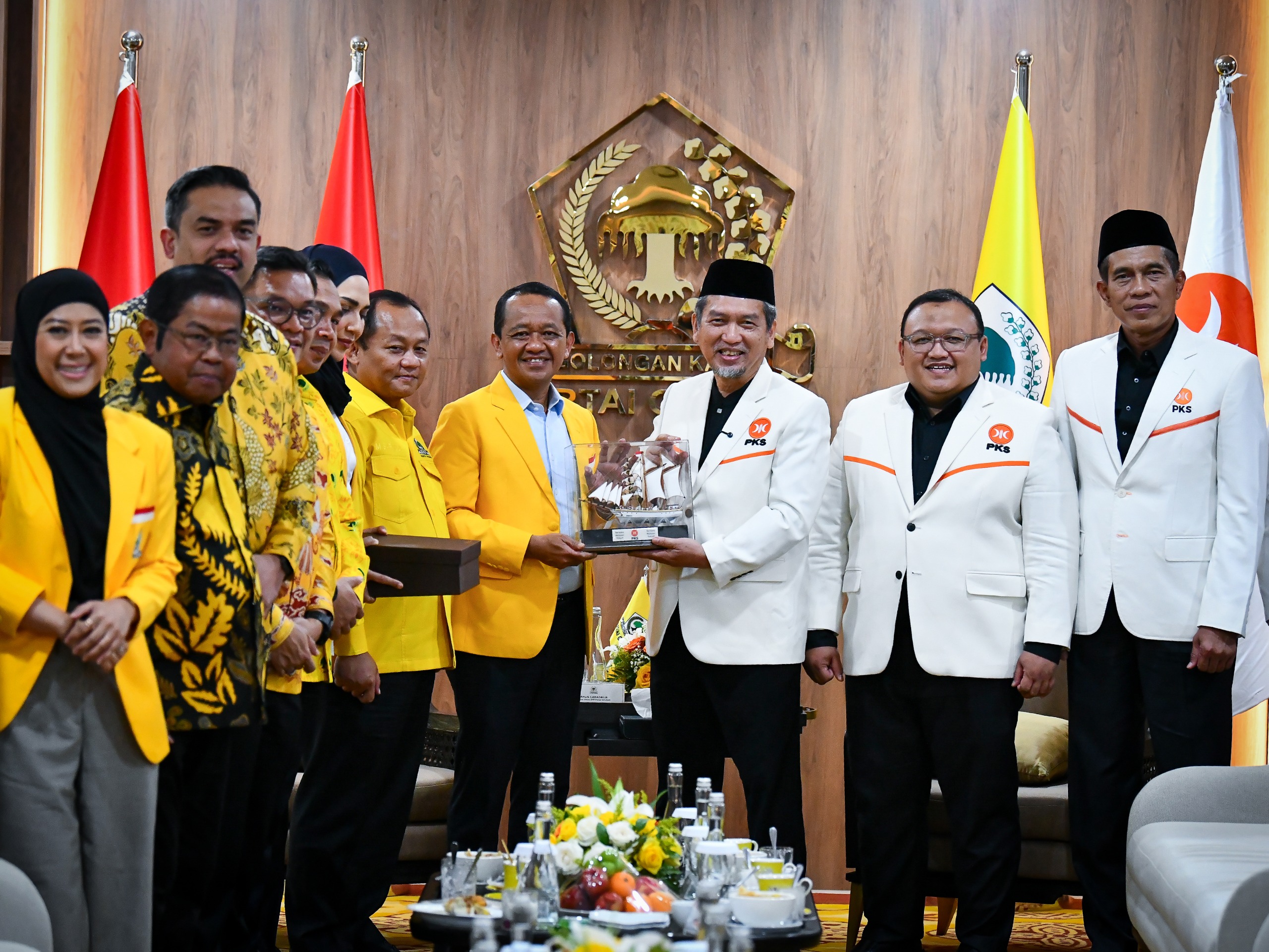 PKS and Golkar Commit to Advancing MSMEs and Defending Palestine