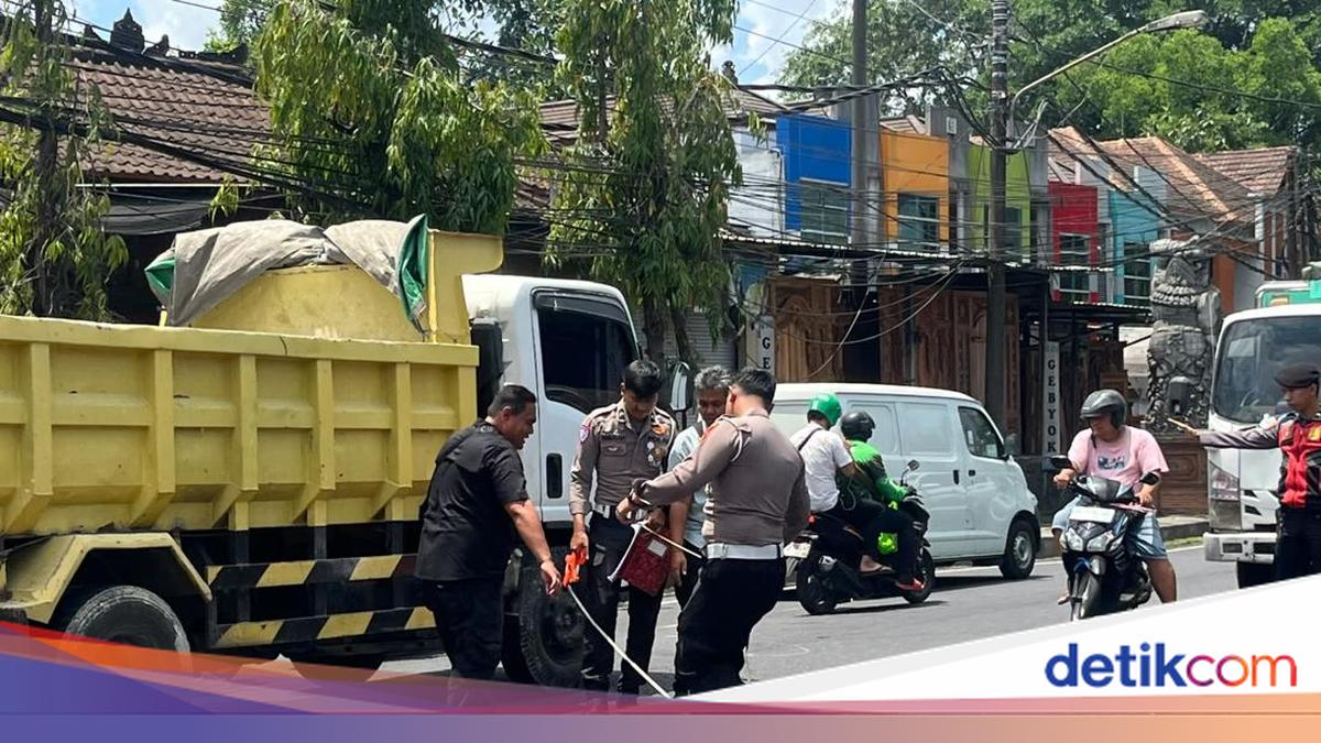 Three-Vehicle Crash in Tabanan Leaves Woman Dead After Being Run Over by Truck