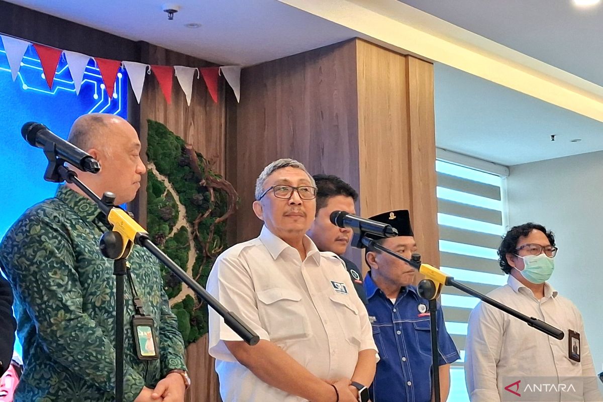 Labour unions demand no additional contribution costs in the JKN Presidential Regulation