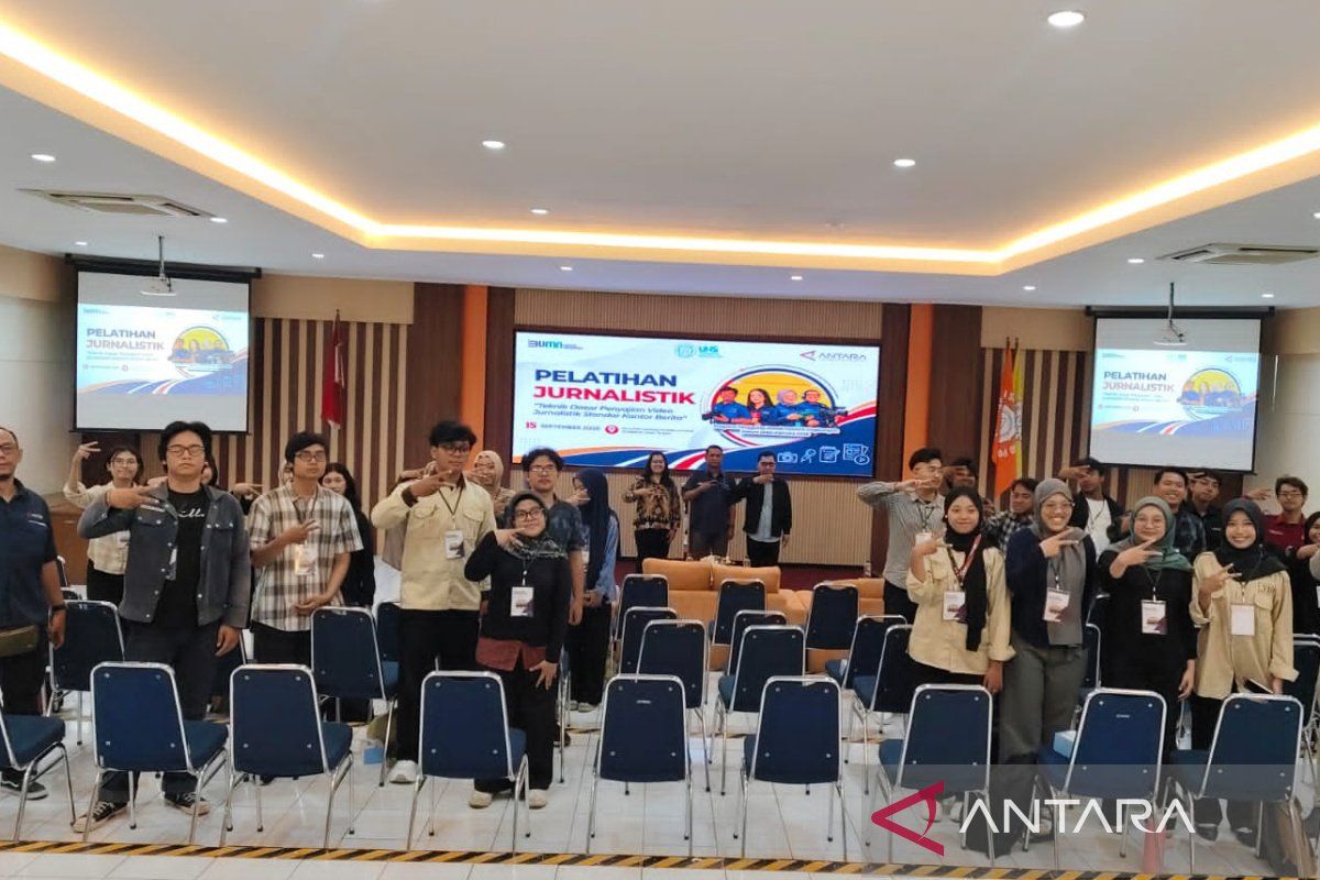 ANTARA strengthens journalism competencies and ethics among UNS student press