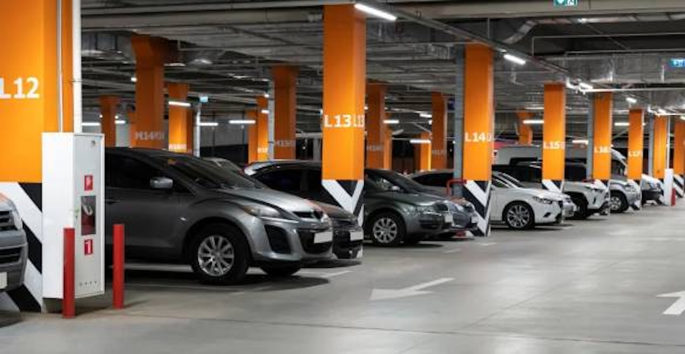 Complete Guide to Lebak Bulus Park and Ride: Location, Tariffs, and Tips