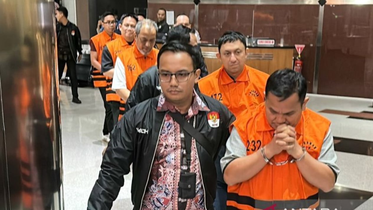 Fahd A Rafiq Detained in KPK Sting Operation, Legal Process Respected