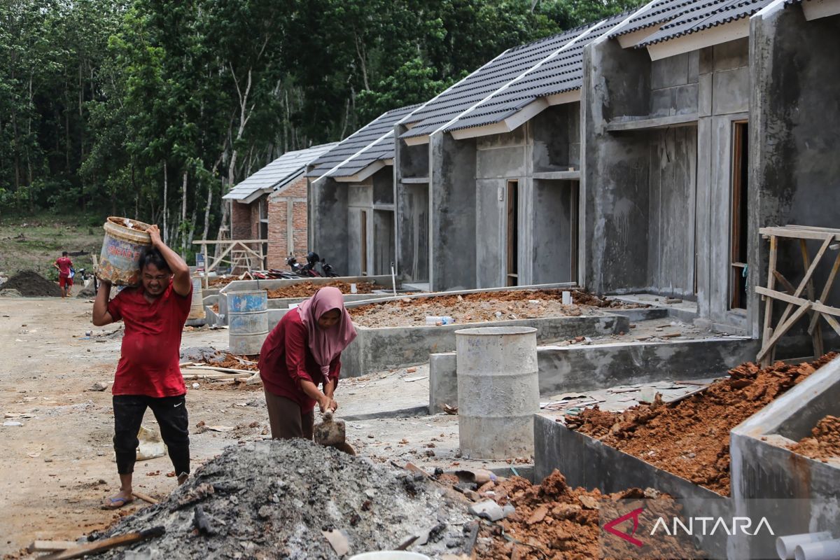 Food and Housing: Two Basic Needs That Must Progress Together